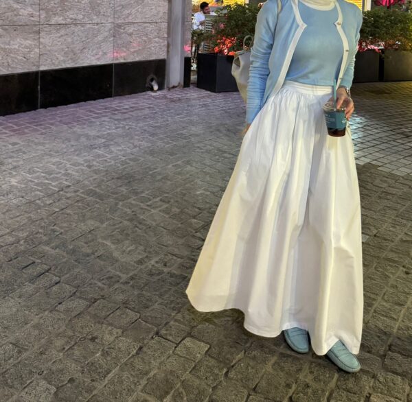 Flowy skirt - Image 3